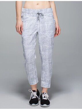 Lululemon Tearaway Pant Womens 4 Dottie Dash Print Cuffed Ankle Crop